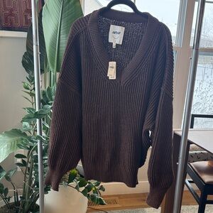 Aerie women’s V-Neck Sweater in Rich Brown